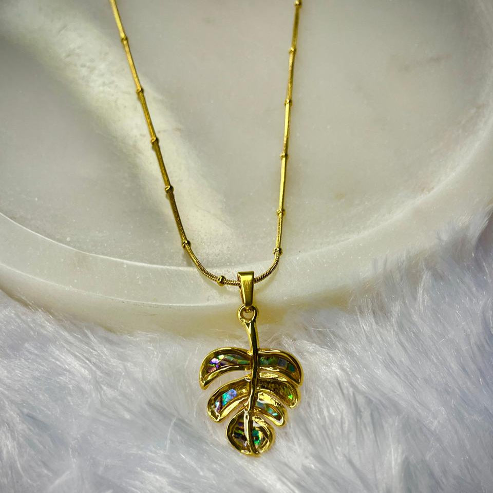 Stainless steel Leaf Pendant Necklace