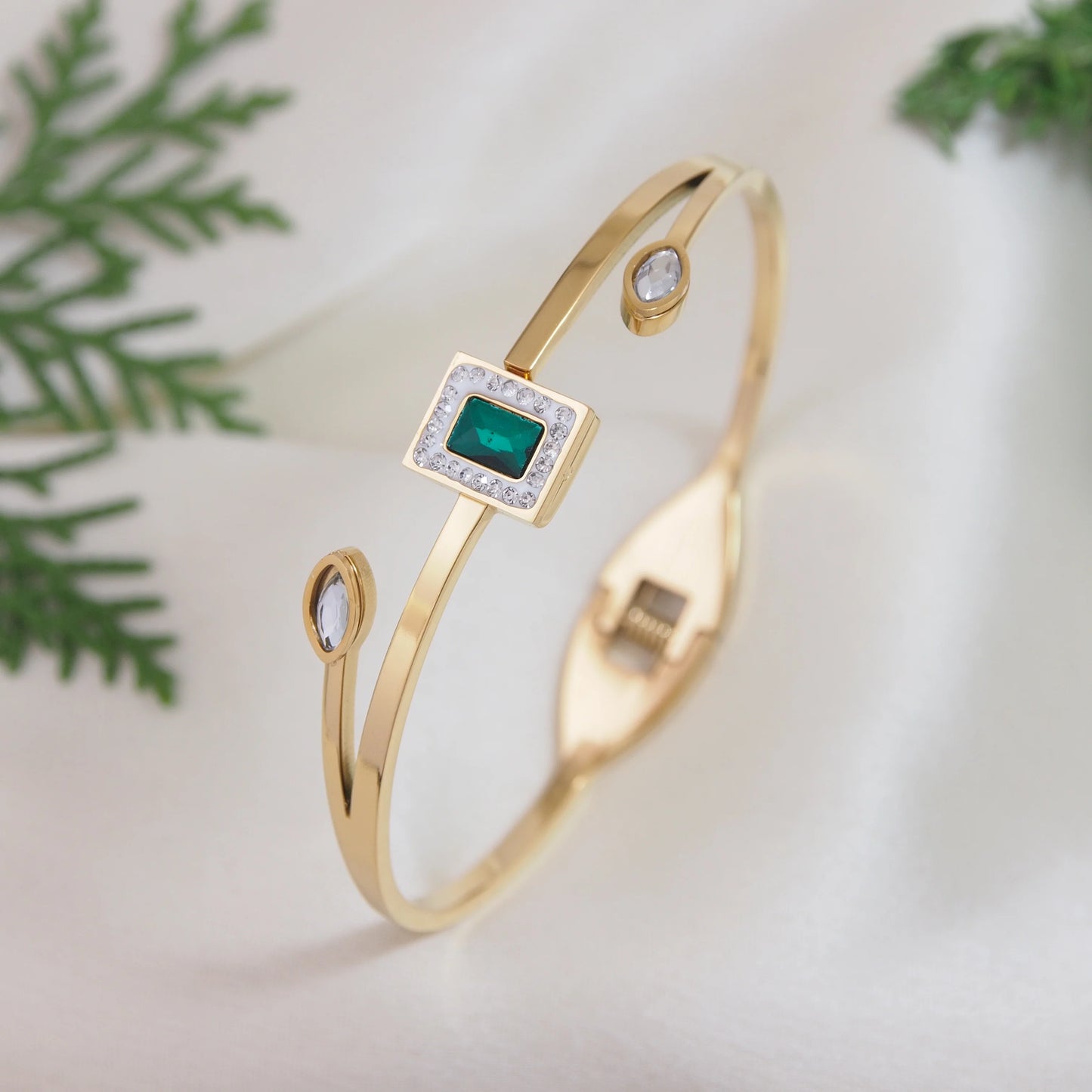 Stainless steel Cubic Zirconia Kada