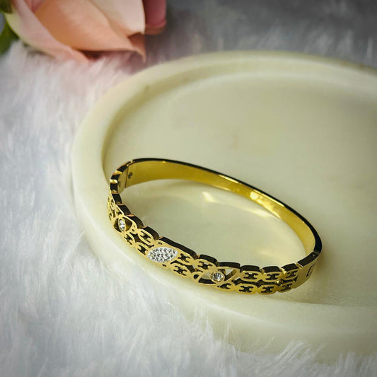 Stainless steel Gold Plated Kada