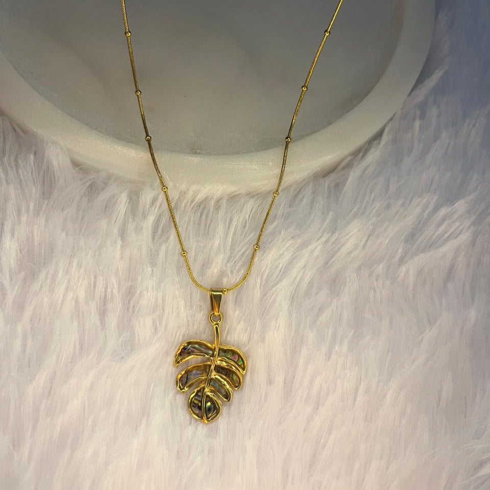 Stainless steel Leaf Pendant Necklace